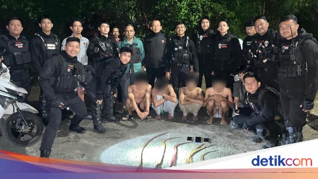 5 Anggota Gangster Mau Tawuran di Bogor Ditangkap, Pedang-Celurit Disita