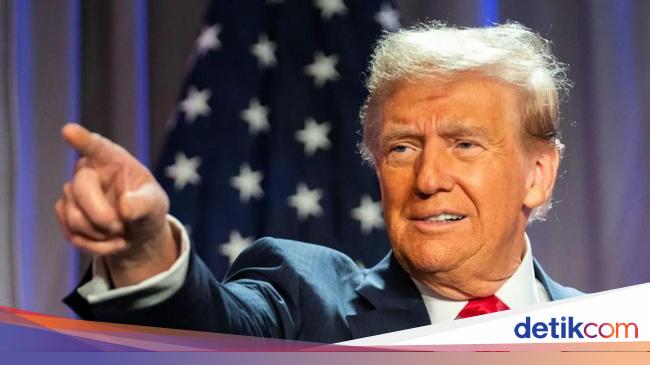 Dampak Tarif Trump, Pohon Natal di AS Diramal Bakal Mahal-Langka