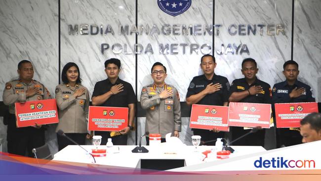 Kabidhumas Polda Metro Imbau Personel Bangun Komunikasi Aktif dengan Warga