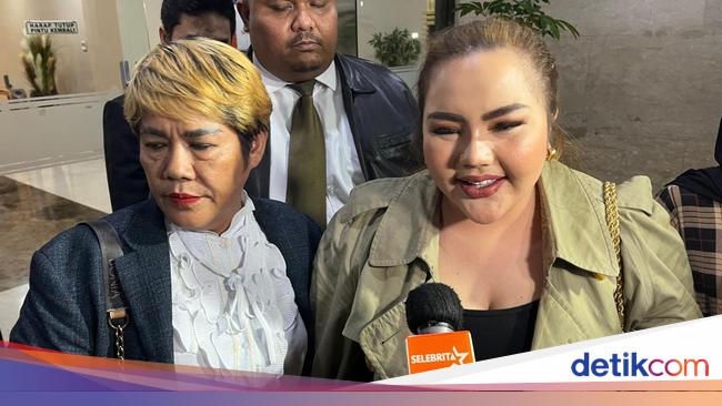 Lisa Mariana Minta Pemeriksaan Kasus Video Porno Ditunda