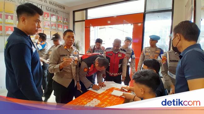Anggota Polsek Kelapa Gading Mendadak Dites Urine, Ini Hasilnya
