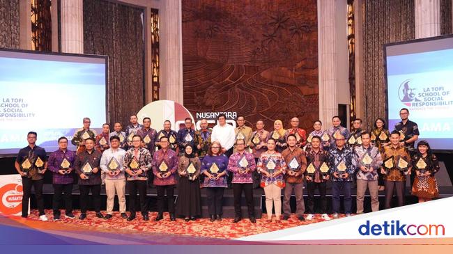 Borong 43 Penghargaan, PLN Terima Predikat Platinum SDGs di CSR Awards 2025