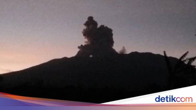 Gunung Marapi Erupsi, Tinggi Kolom Abu Capai 1 Km