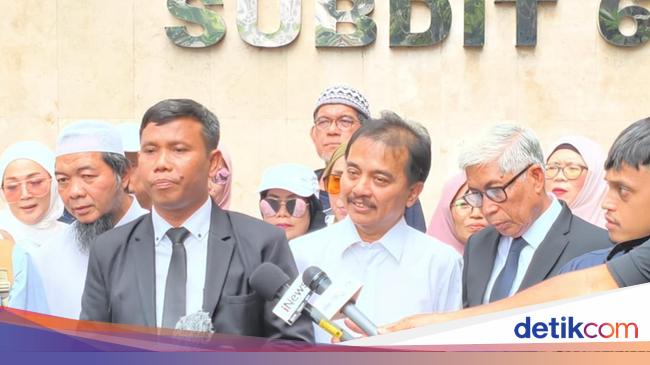 Roy Suryo Cs Ajukan Gelar Perkara Khusus di Polda Metro soal Ijazah Jokowi