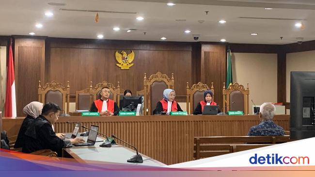 Eks Dirjen Prasetyo Divonis 7,5 Tahun Bui di Kasus Korupsi Rel KA Sumut-Aceh