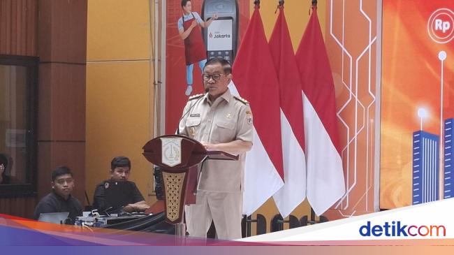 Pramono Dukung Kerja Sama Bank Jakarta-APKLI: PKL Harus Hidup Lebih Baik