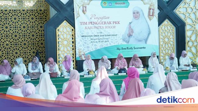 TP PKK Kabupaten Bogor Gelar Pengajian, Tingkatkan Nilai Keagamaan