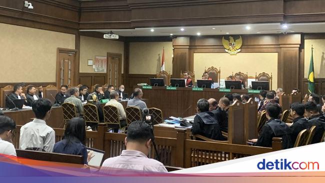 Jaksa Minta Hotman Baca Lengkap Dokumen Terkait Impor Gula: Jangan Dipotong