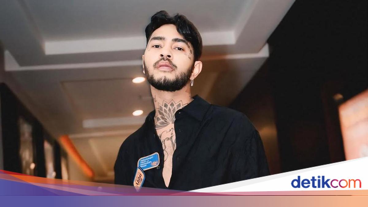 Ular meni ormonga sudrab olib, sikishdi.