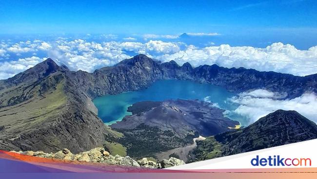 Siap-siap! Ada SOP Baru buat Mendaki Gunung Rinjani Mulai 11 Agustus