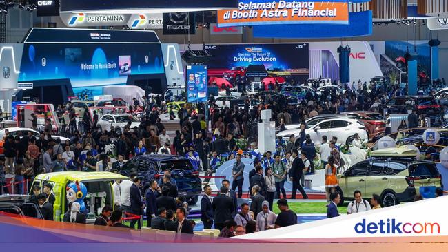 GIIAS 2025: Pengunjung Membludak, Kok Transaksi Turun?