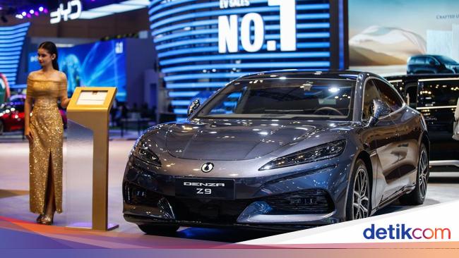 Debut Mewah Denza Z9 Ramaikan GIIAS 2025