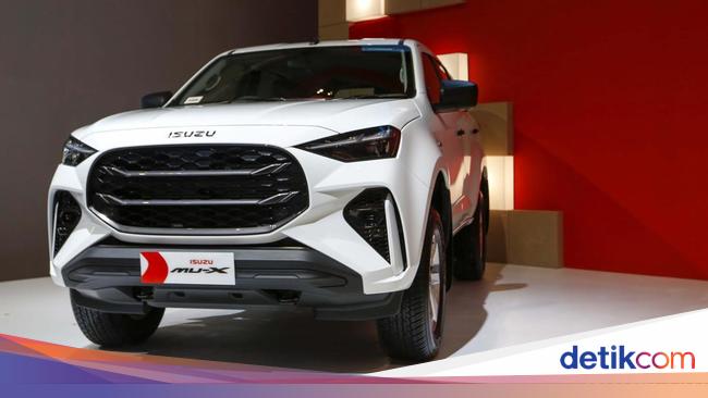 Isuzu Luncurkan MU-X 4WD Terbaru di GIIAS 2025