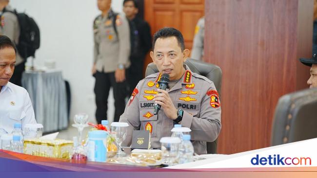Kapolri Atensi Karhutla Riau, Instruksikan Respons Cepat terhadap Hotspot