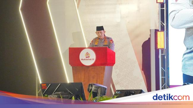Kapolri Buka Muktamar XI Hima Persis, Terus Bersinergi Dukung Program Pemerintah