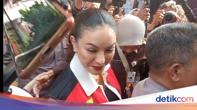 Akhirnya! Reza Gladys Siap Beri Kesaksian dalam Sidang Nikita Mirzani
