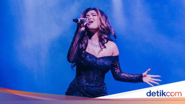 Queennara Putri Liza Natalia Konser Tunggal di GKJ Buat Tugas Akhir Sekolah