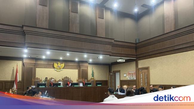 Saksi: Eks Dirut ASDP Minta Direksi Patungan Rp 50-100 Juta untuk Beli Emas