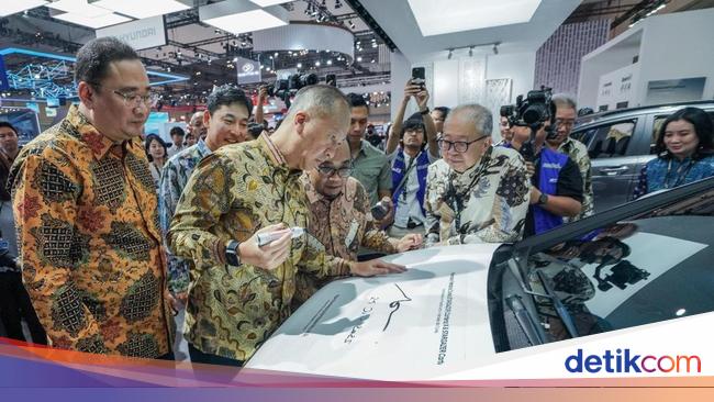 Dirancang untuk Jalanan RI, Menperin Apresiasi Hyundai STARGAZER Cartenz X
