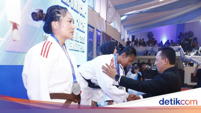 Atlet Judo Ucap Terima Kasih ke Kapolri Usai Raih Medali Kejuaraan Kapolri Cup