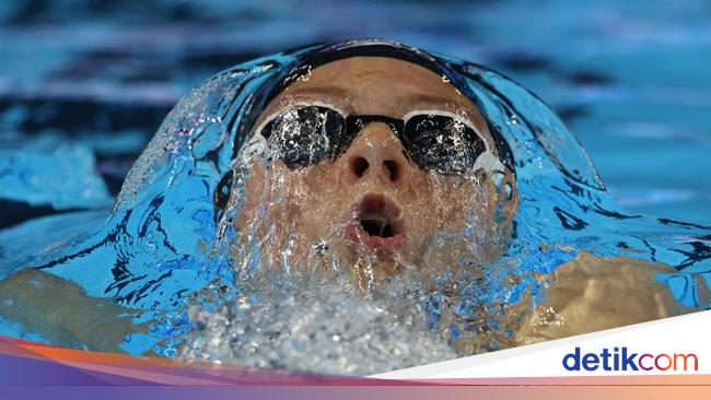 Aksi Memukau di Kolam Kejuaraan Dunia Akuatik