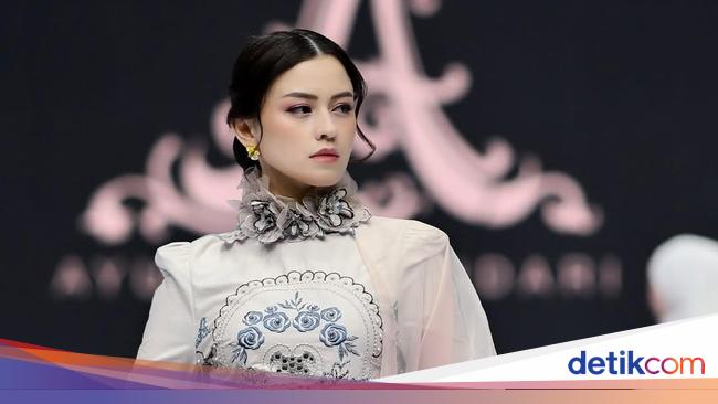 Profil Kimberly Ryder yang Ternyata WNA