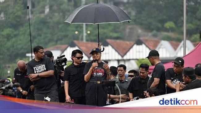 Kondisi Ekonomi Malaysia di Era Anwar Ibrahim yang Digoyang Mundur