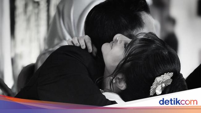 Isi Hati Aldi Bragi Flashback ke Masa Lalu saat Lepas Adira Kania Menikah