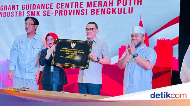 Beri Kuliah Umum, Menteri P2MI Tekankan Pentingnya Edukasi bagi PMI