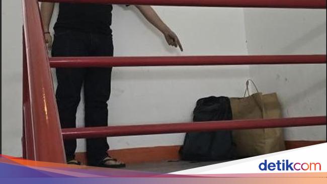 Tak Ada HP, Ini Isi Tas Diplomat yang Ditinggalkan di Gedung Kemlu