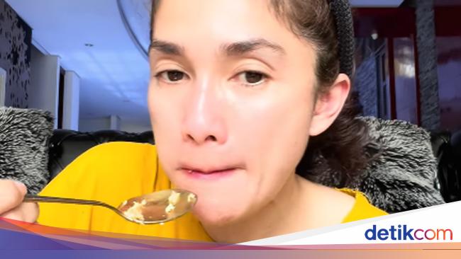 8 Masakan Rumah ala Ussy Sulistiawaty yang Bikin Ngiler