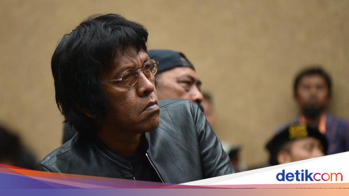 Adian Tegas Dukung Biaya Aplikasi Ojol 10%, Singgung Nilai Kemanusiaan