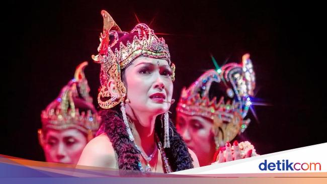Cerita Mendalam Ira Wibowo Soal Almarhum Ayah dan Gatotkaca