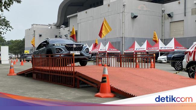 Tes Suzuki Fronx di GIIAS 2025: Rasakan Performa dan Kenyamanannya