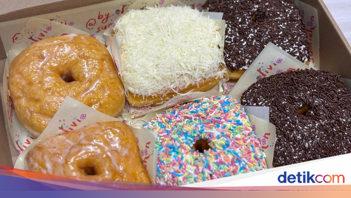 Rekomendasi 5 Donat Ubi yang Lembut dan Nikmat Full Topping