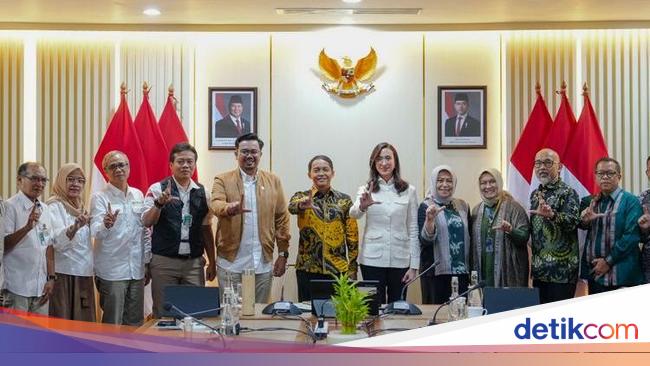 Menhut-Menpar Bahas Peningkatan Keselamatan di Destinasi Wisata Alam