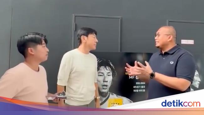 Saat Andre Rosiade Konfirmasi ke STY soal Isu Miring Arhan 'Pemain Titipan'
