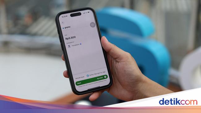 Permudah Pelanggan, GoPay Jadi Metode Pembayaran di Aplikasi TransJakarta