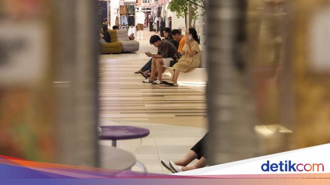 Ekonomi RI Diramal Tak Sampai 5%, Rojali-Rohana Jadi Bukti
