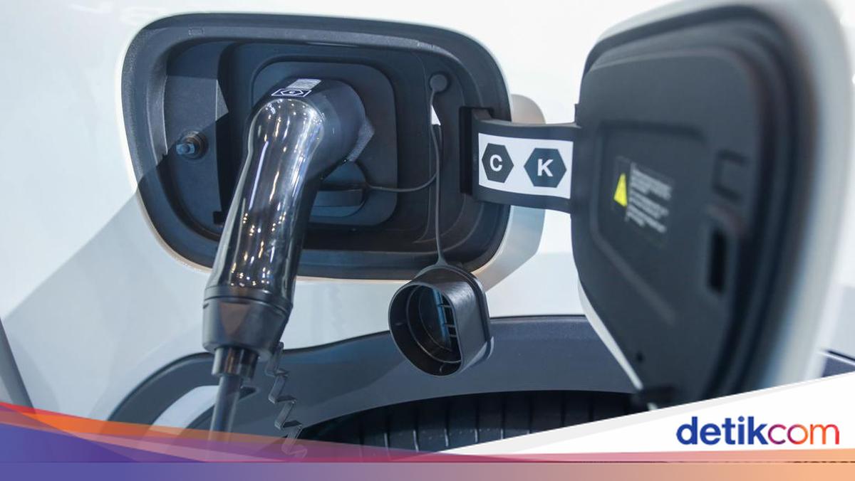 Insentif mobil listrik kabarnya tak berlanjut tahun depan. Lalu bagaimana dengan pajak mobil listrik? Akankah normal kembali?