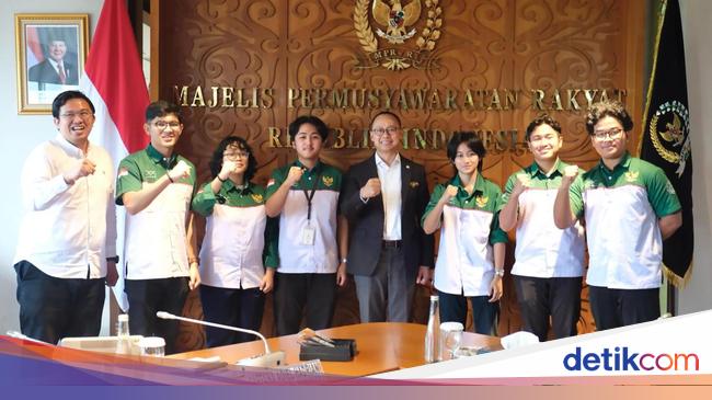 Eddy Soeparno Dukung Penuh Inovasi Mobil Listrik Tim ITS Anargya