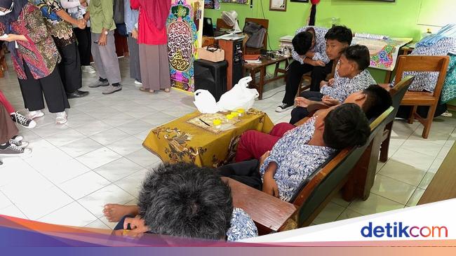 Sejumlah Siswa di 2 SMP Kulon Progo Muntah-Diare Usai Santap MBG