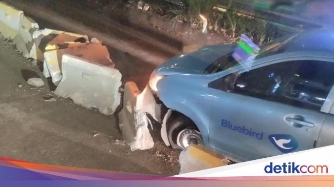 'Nasib' Separator TransJ Koridor 9: Truk hingga Motor Pernah Nubruk