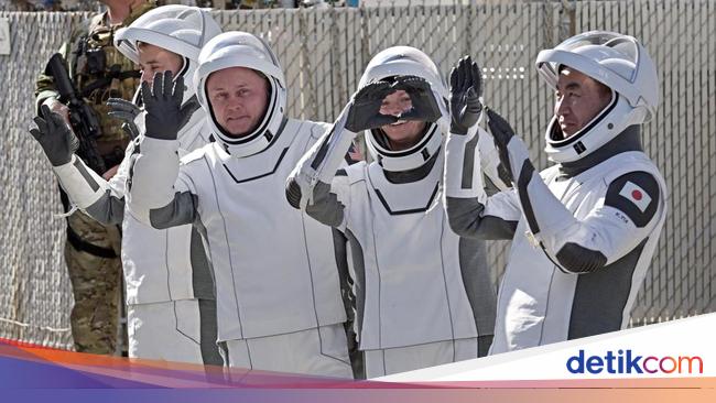 Anggaran NASA Dipangkas, Astronaut Terancam Tinggal Lebih Lama di Luar Angkasa