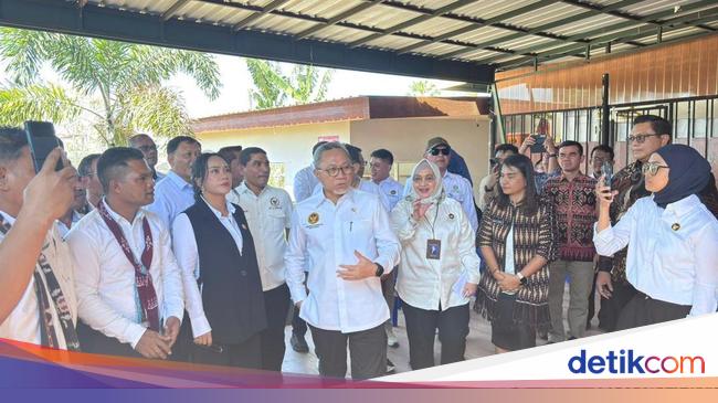 Zulhas Tinjau Koperasi Desa di NTT: Ekonomi Harus Dimulai dari Desa