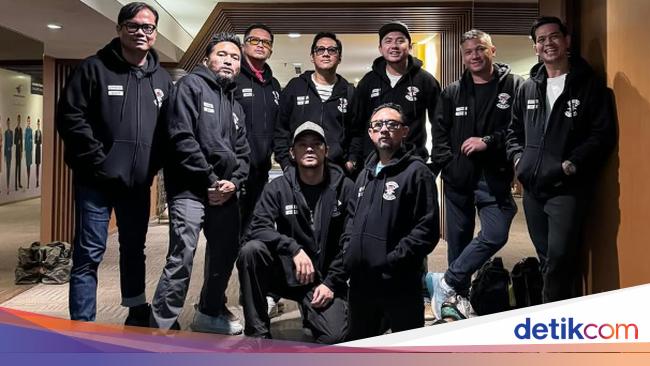 Ronal Surapradja Jajan Mie Ayam hingga Seafood Keliling Jabar