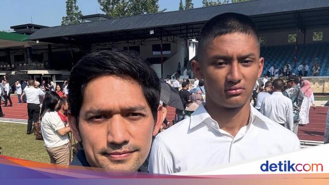 Ibnu Jamil Asyik Makan Nasi Goreng hingga Ramen di Restoran Jepang