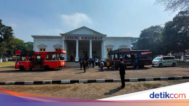 Study Tour Dilarang, Anak Sekolah di Cimahi Pilih Walking Tour