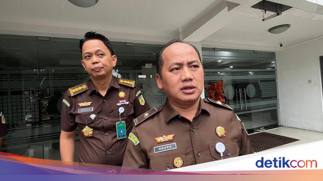 Kejagung Segera Kembalikan MacBook-iPad Tom Lembong Usai Bebas