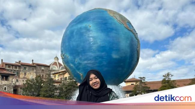 Serunya Mbak Lala saat Minum Boba di China dan Petik Strawberry di Jepang